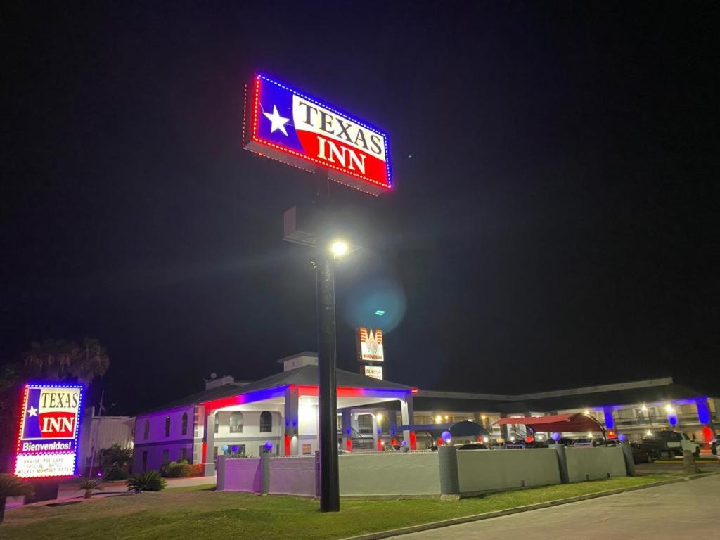 Texas Inn And Suites Raymondville Exterior foto